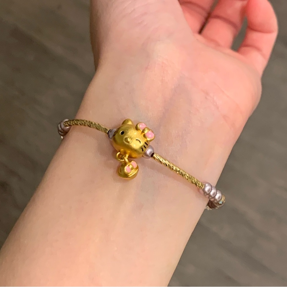 Bracelet